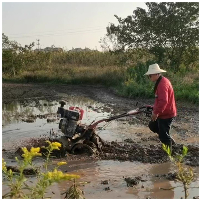 4WD ploegmachine voor landbouwmachineapparatuur handig en gemakkelijk ster